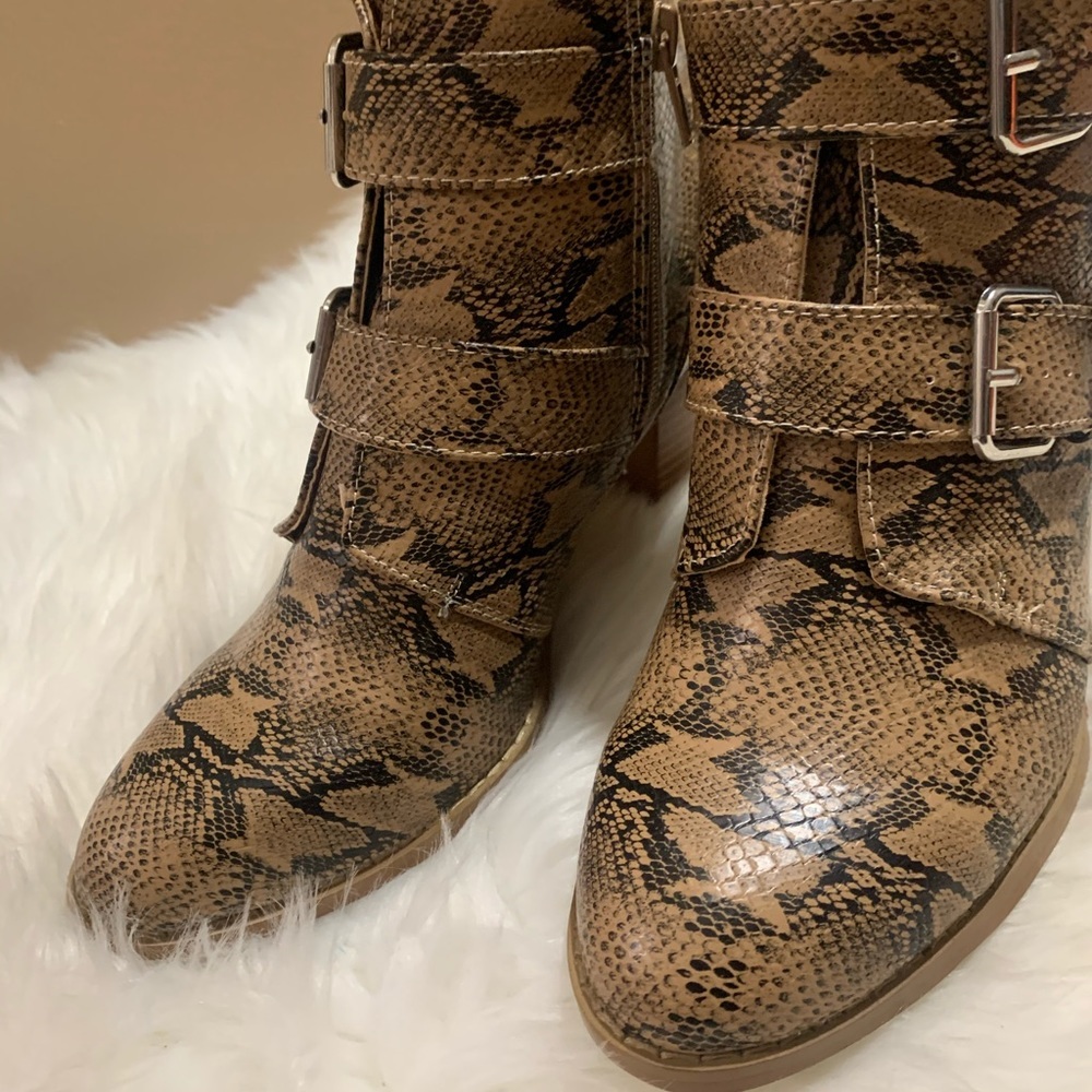 Coconuts By Matisse Helga Snake Print Booties 6.5 - image 3